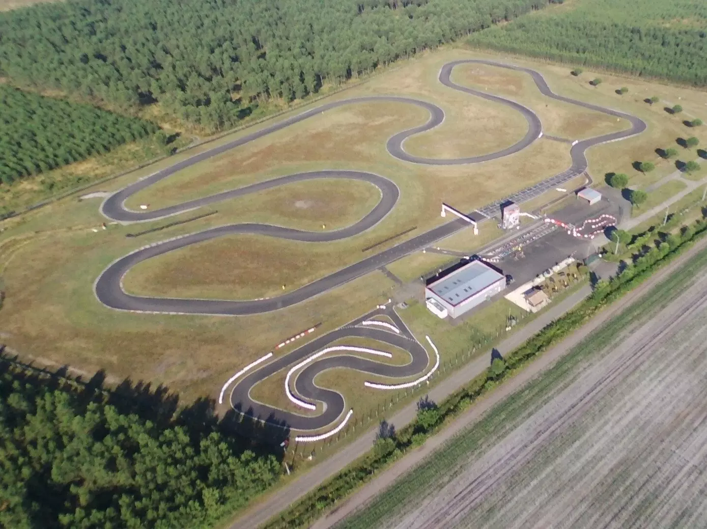 { "product_id": "090C", "uuid": "0AA96999147F3C42138B866C6D3B1E4A", "run_date": "2024-07-08T085158+0200", "filename": "Bebop_2_2024-07-08T085932+0200_0AA969.jpg", "media_date": "2024-07-08T085932+0200" }