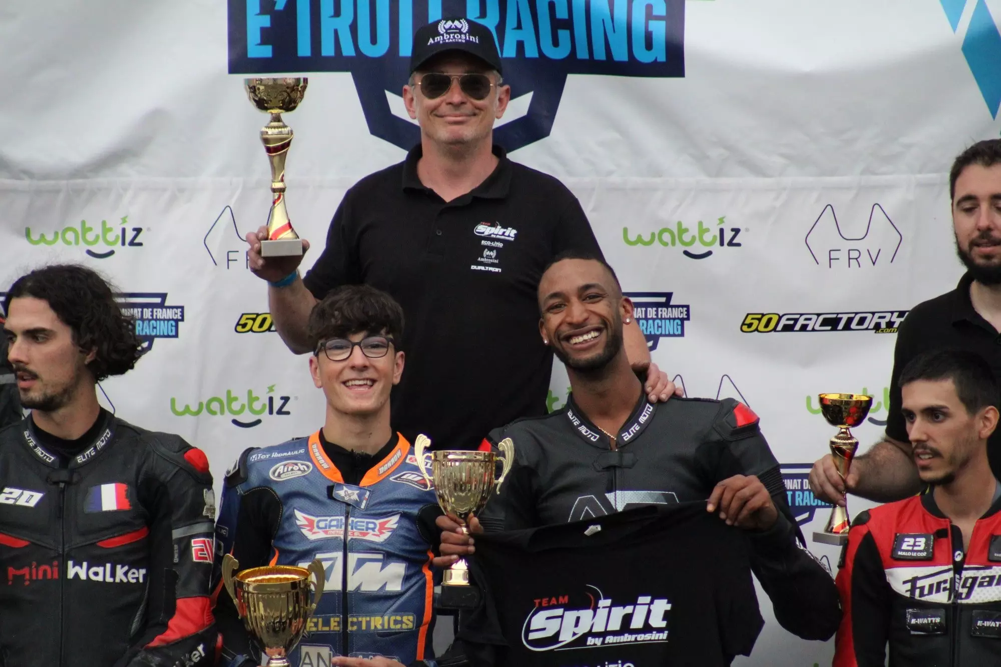 images/galerie-accueil/champions-2025/Team_Spirit_by_Ambrosini.jpeg#joomlaImage://local-images/galerie-accueil/champions-2025/Team_Spirit_by_Ambrosini.jpeg?width=2000&height=1333